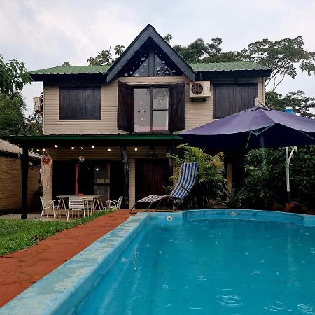 La Morada Del Sol Villa Puerto Iguazu Exterior photo