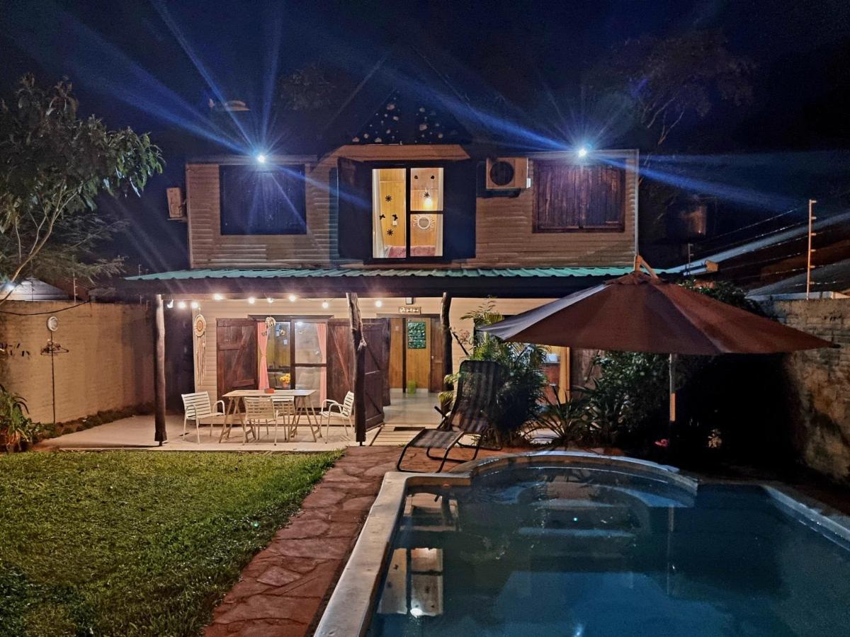 La Morada Del Sol Villa Puerto Iguazu Exterior photo